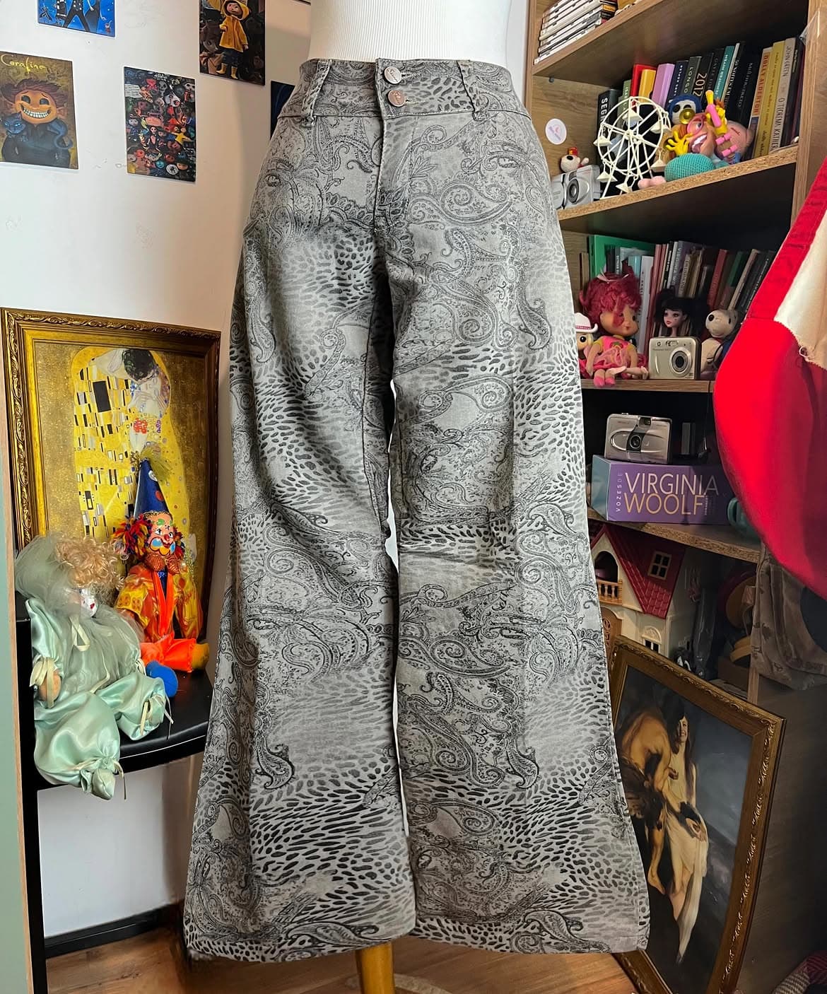 Calça Flare Estampada 00s